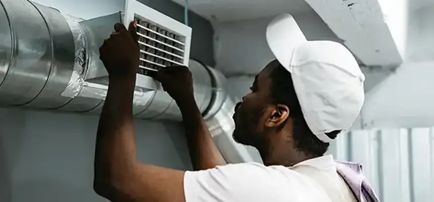 Our Licensed And Insured Cleaners in Santa Fe Springs, CA